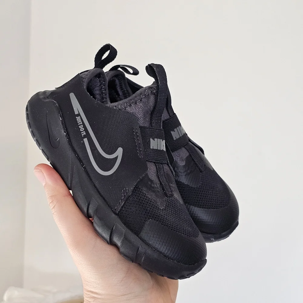 Nike Flex Runner 2 Toddler 10C Black Slip-On Sneakers DJ6039-001 Lightweight - Picture 6 of 13